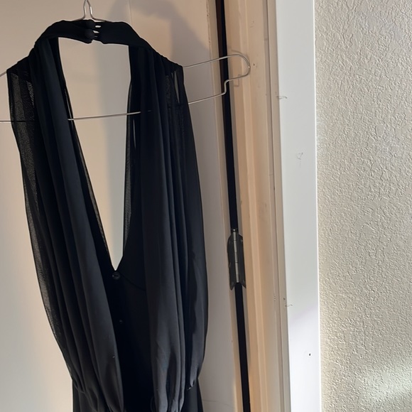 Beautiful Holiday/Cocktail Dress - Picture 5 of 8